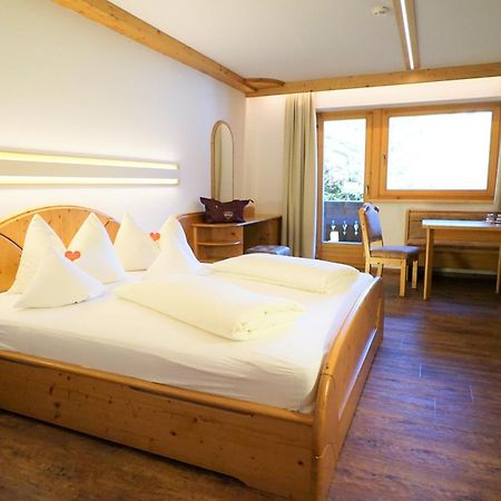 Alpenbad Hotel Hohenhaus Tux Luaran gambar